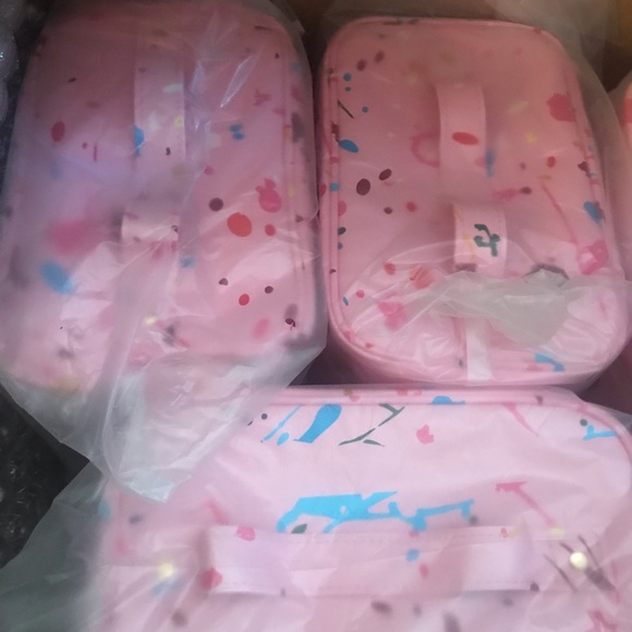 Jeffree Star Pink Jawbreaker Makeup Bag 🌈 - Picture 6 of 8